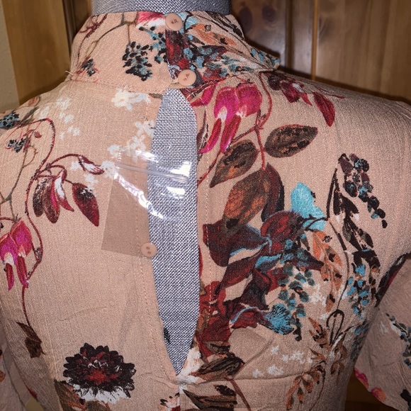 ILLA ILLA 🌼 Hi-Low Choker Neckline sz S NWOT - Picture 5 of 5